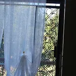 Δωμάτια σε οικογενειακή κατοικία Secco's Seaview *