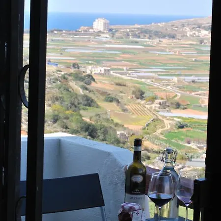 Secco's Seaview